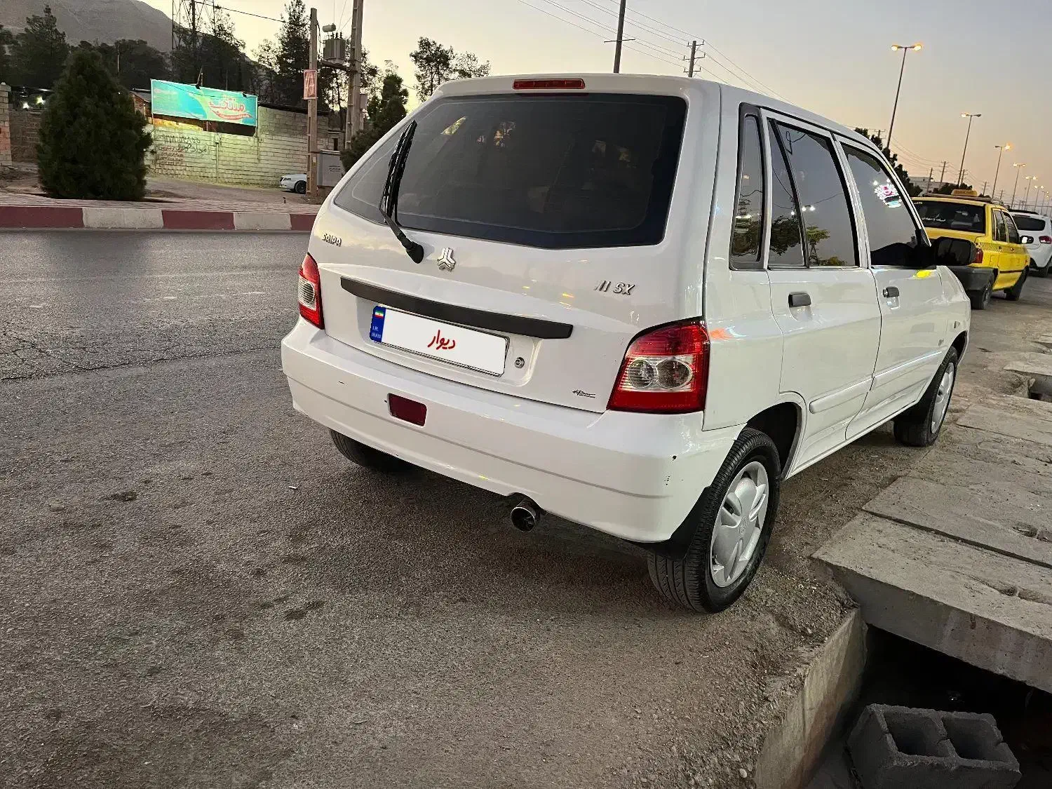 فروش ۱۱۱مدل92|خودرو سواری و وانت|زرقان, |دیوار