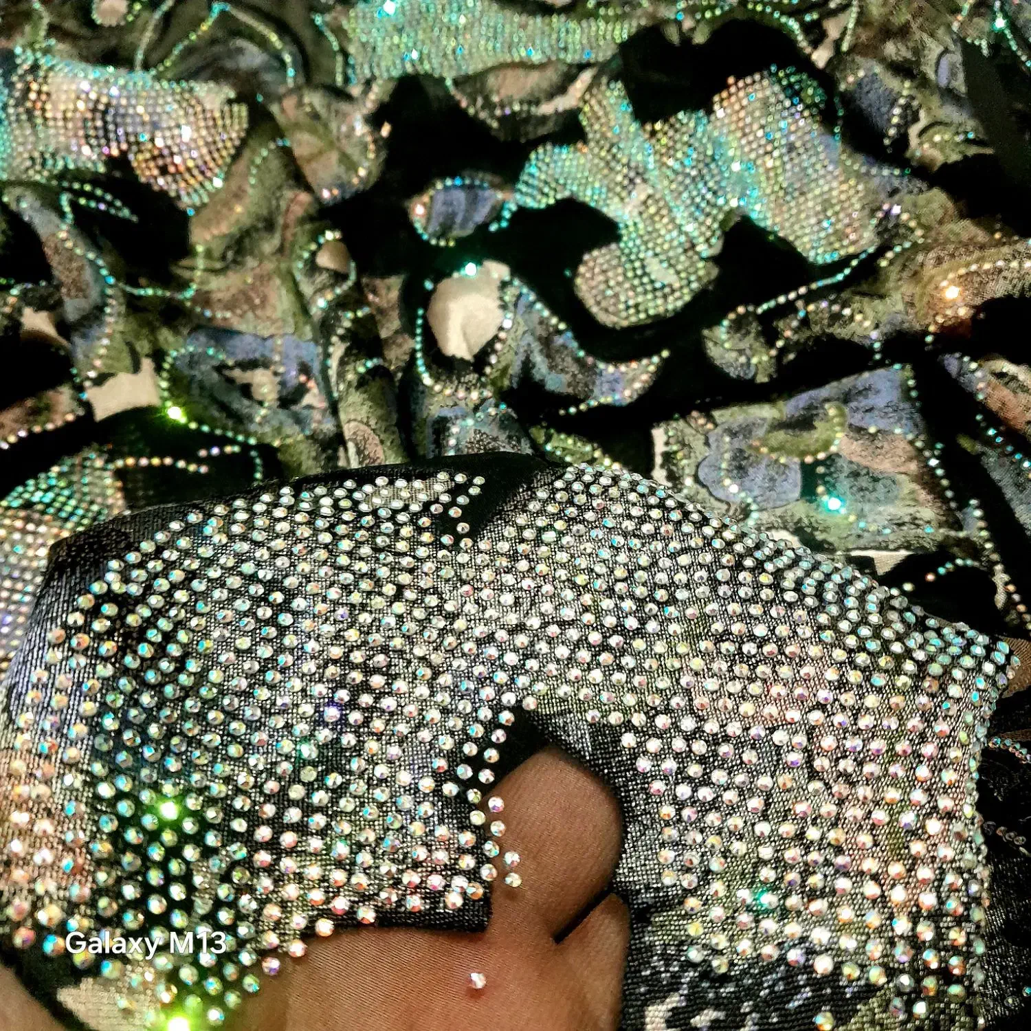 یک قواره لباس نگین جیکو|لباس|جوانرود, |دیوار