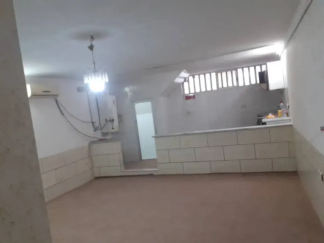 آپارتمان ۶۵متری یک خواب - پشت بام متعلق به ملک هست|فروش آپارتمان|میناب, |دیوار