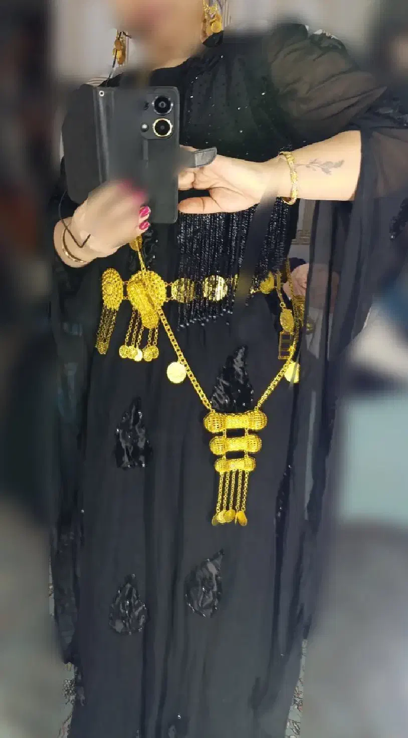 اجاره ی لباس های کردی و مجلسی ۴۰۰|لباس|قدس, شهرقدس|دیوار