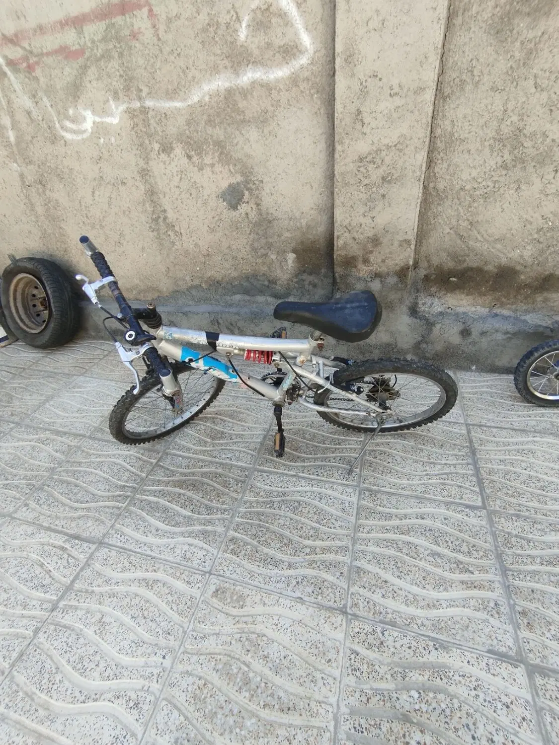 دوچرخه 24و 14|دوچرخه، اسکیت، اسکوتر|تویسرکان, |دیوار