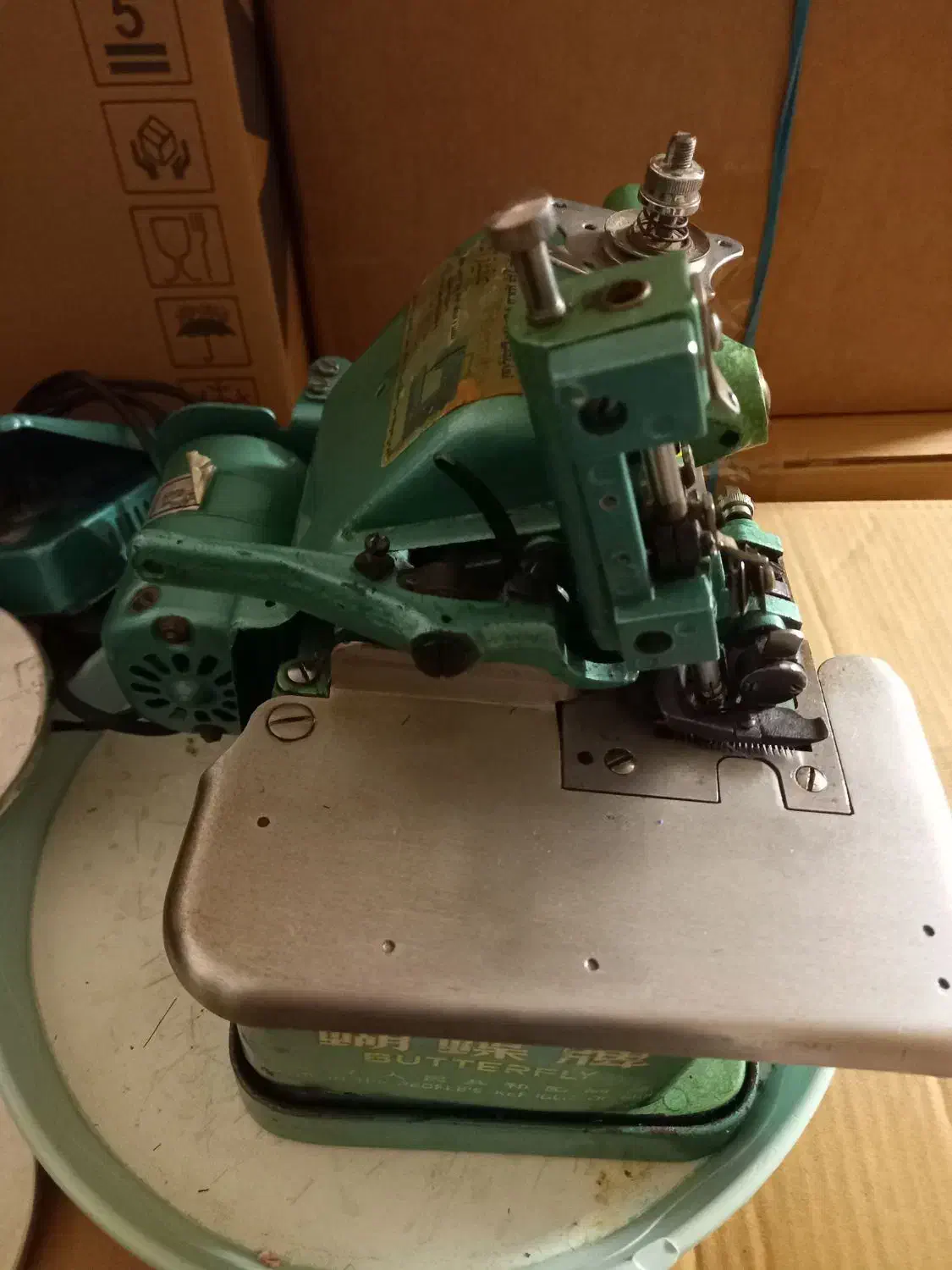 سردوز ۳نخ سالم بادوخت سریع|چرخ خیاطی و ریسندگی|کرج, گلشهر|دیوار