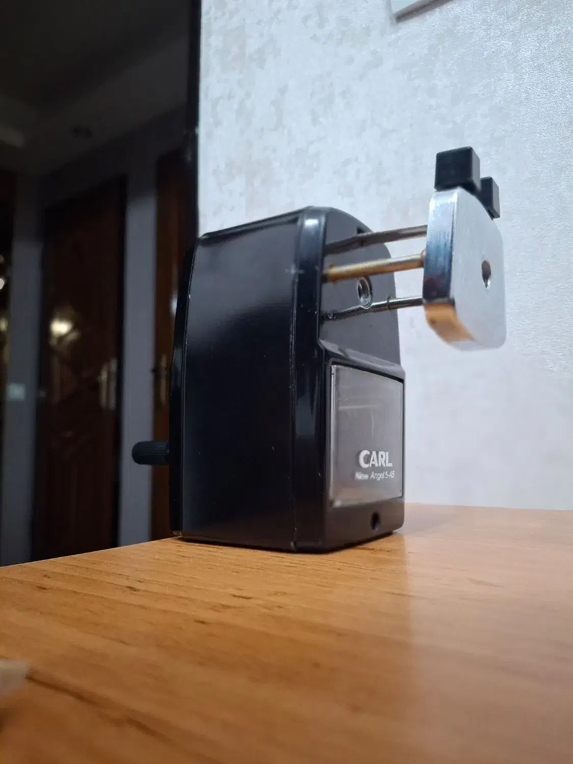 مداد تراش رو میزی کارل ژاپن|لوازم التحریر|سبزوار, ولیعصر (نجار آباد)|دیوار