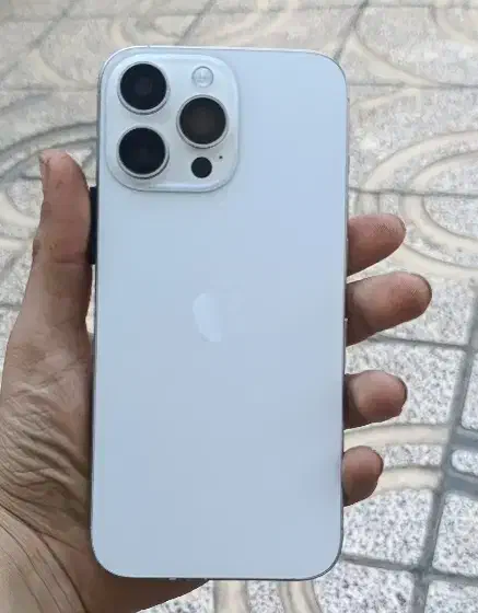 اپل iPhone 16 Pro Max با حافظهٔ ۲۵۶ گیگابایت|موبایل|اسلام‌شهر, شاطره|دیوار