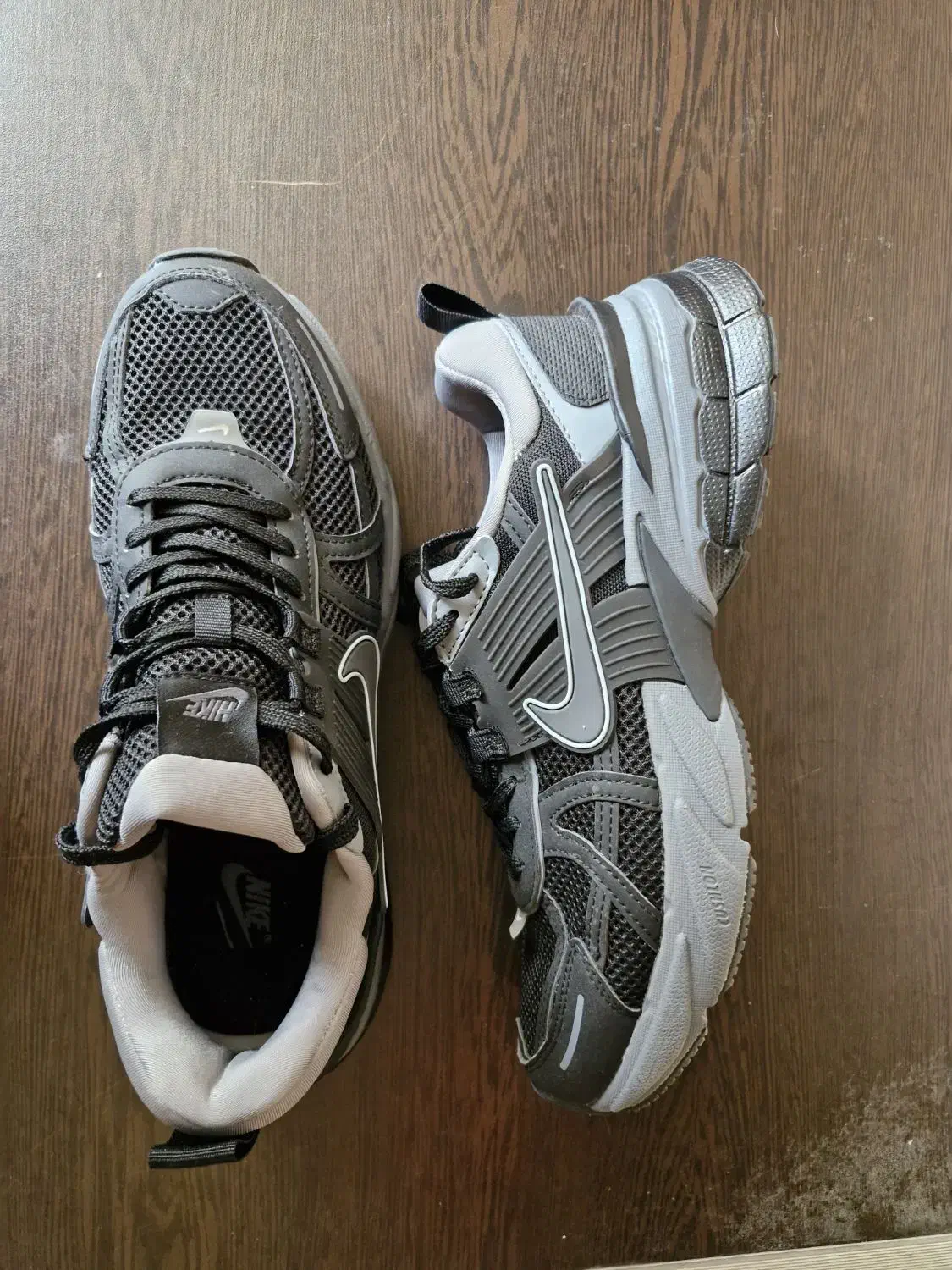 کتونی نایک V2K سایز 45 مستر کوالیتی ویتنام|کیف، کفش، کمربند|قزوین, |دیوار