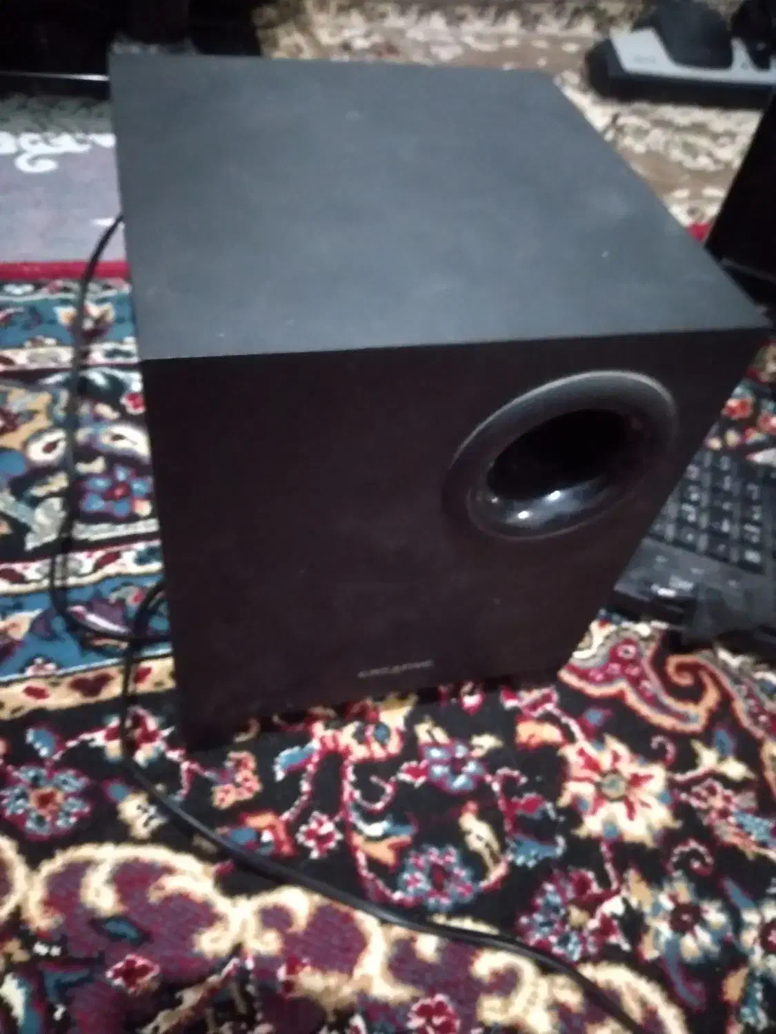 کامپیوتر|رایانه رومیزی|نیشابور, فردوس شمالی|دیوار