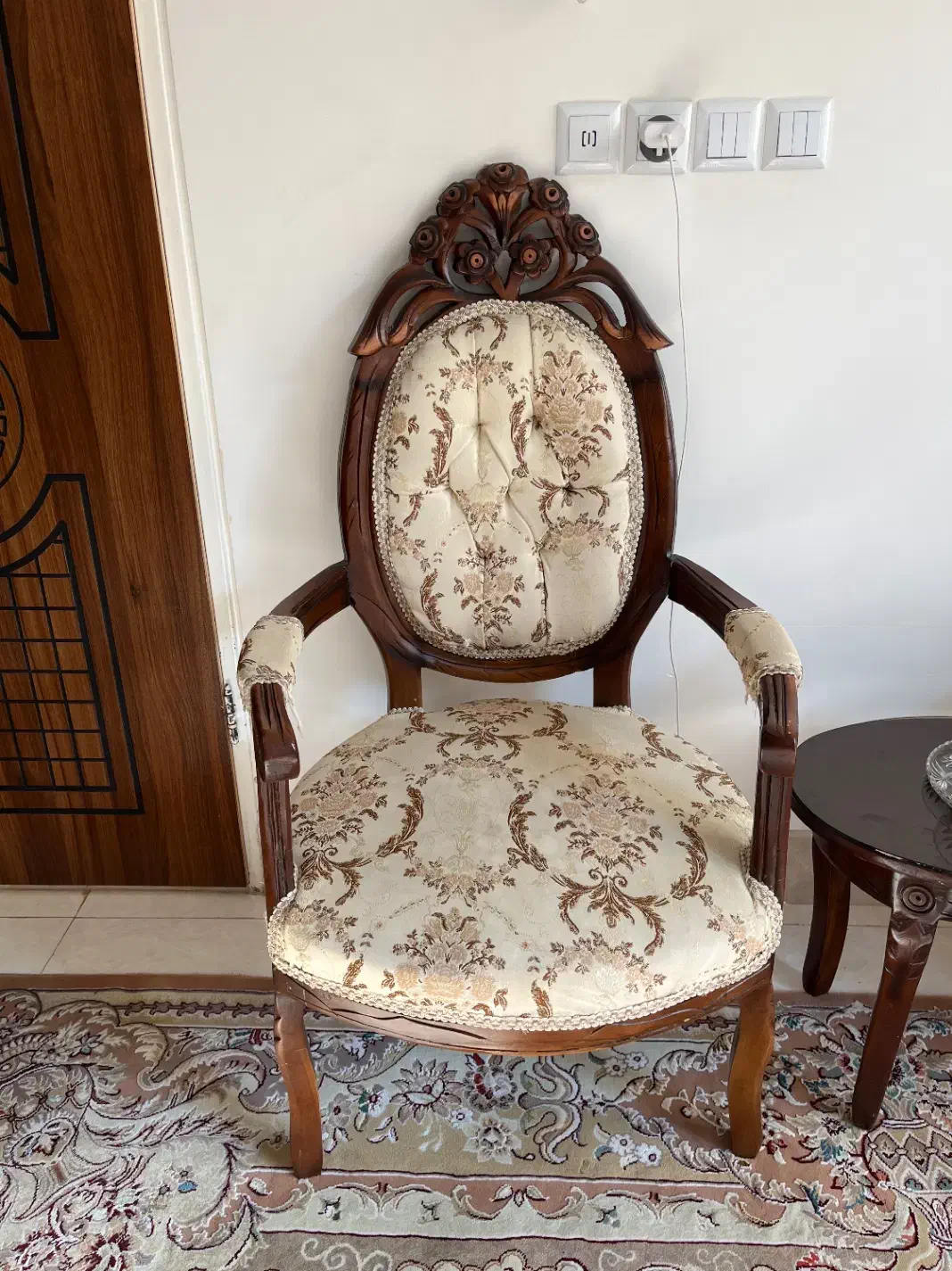 مبلمان سلطنتی طرح فرهی|مبلمان خانگی و میز عسلی|کاشان, طالقانی|دیوار