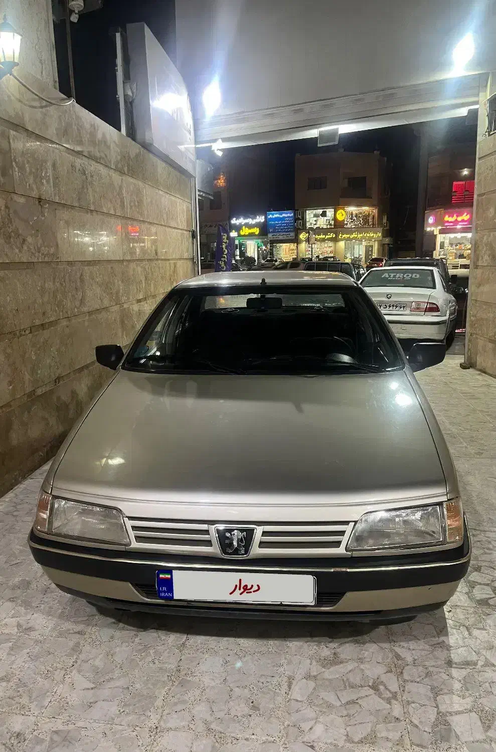 پژو ۴۰۵ مدل ۸۲ رویت رنگ|خودرو سواری و وانت|ساری, |دیوار