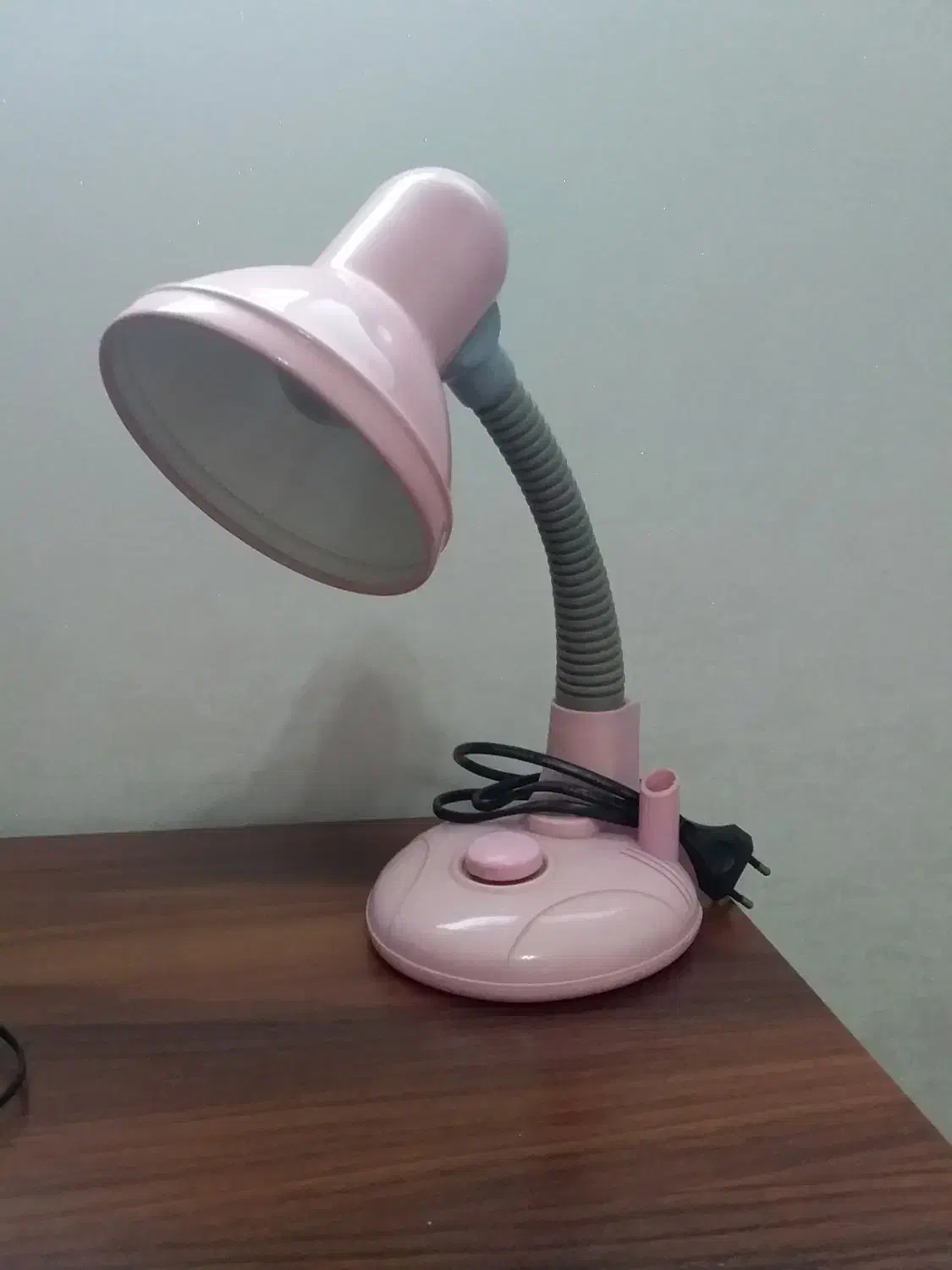 چراغ مطالعه|چراغ خواب و آباژور|رشت, لاکان|دیوار