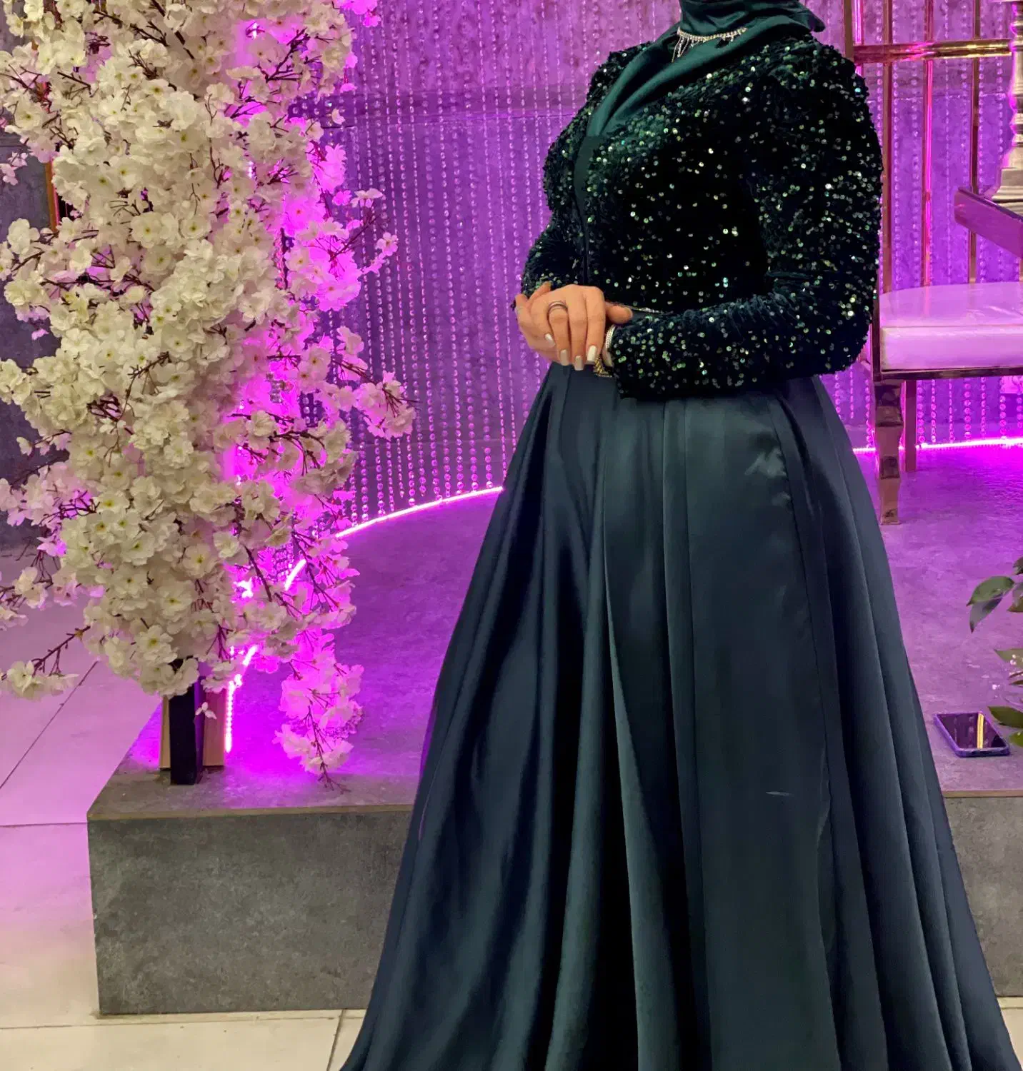 لباس مجلسی شیک|لباس|پرند, فاز ۲|دیوار