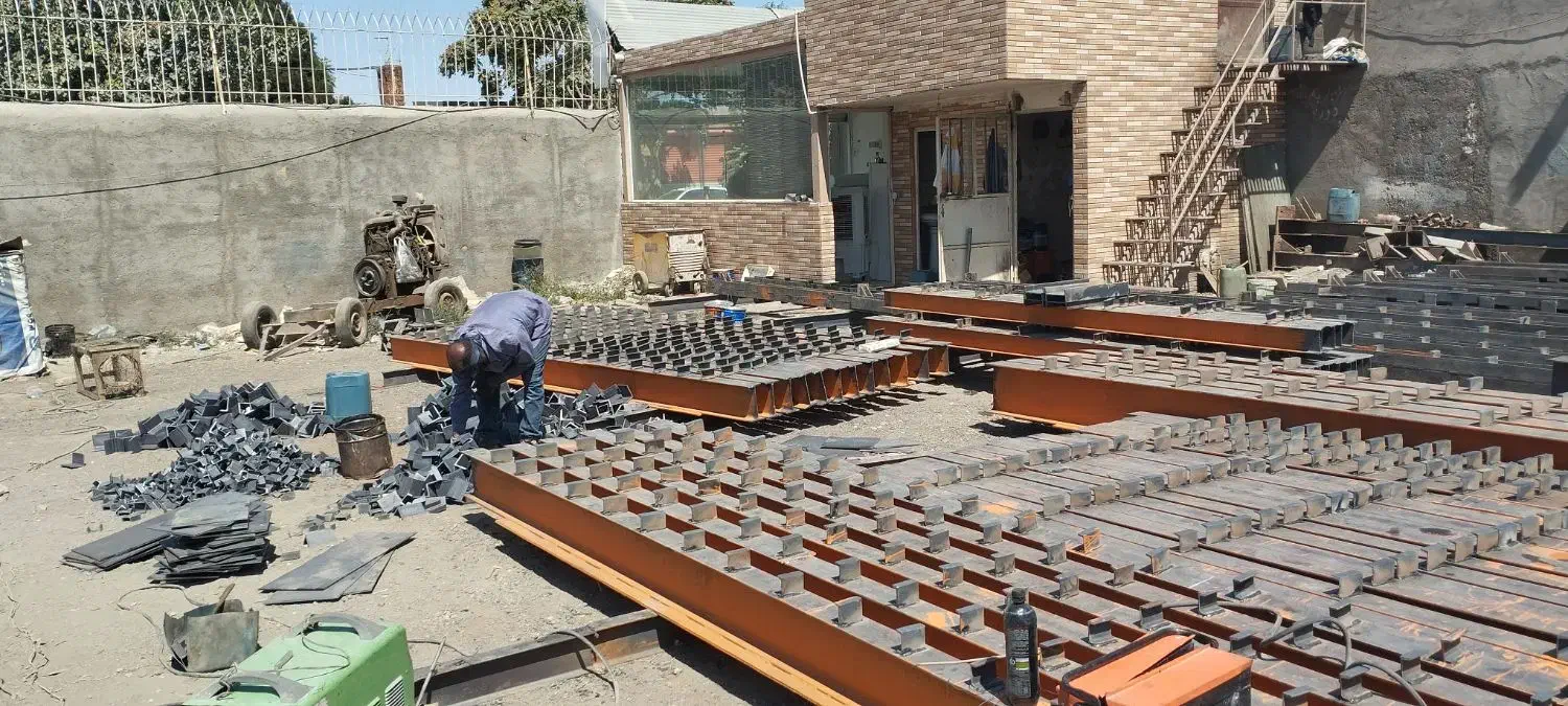 جوشکاری اسکلت جوشکاری سیار|خدمات پیشه و مهارت|مشهد, شهید آوینی|دیوار