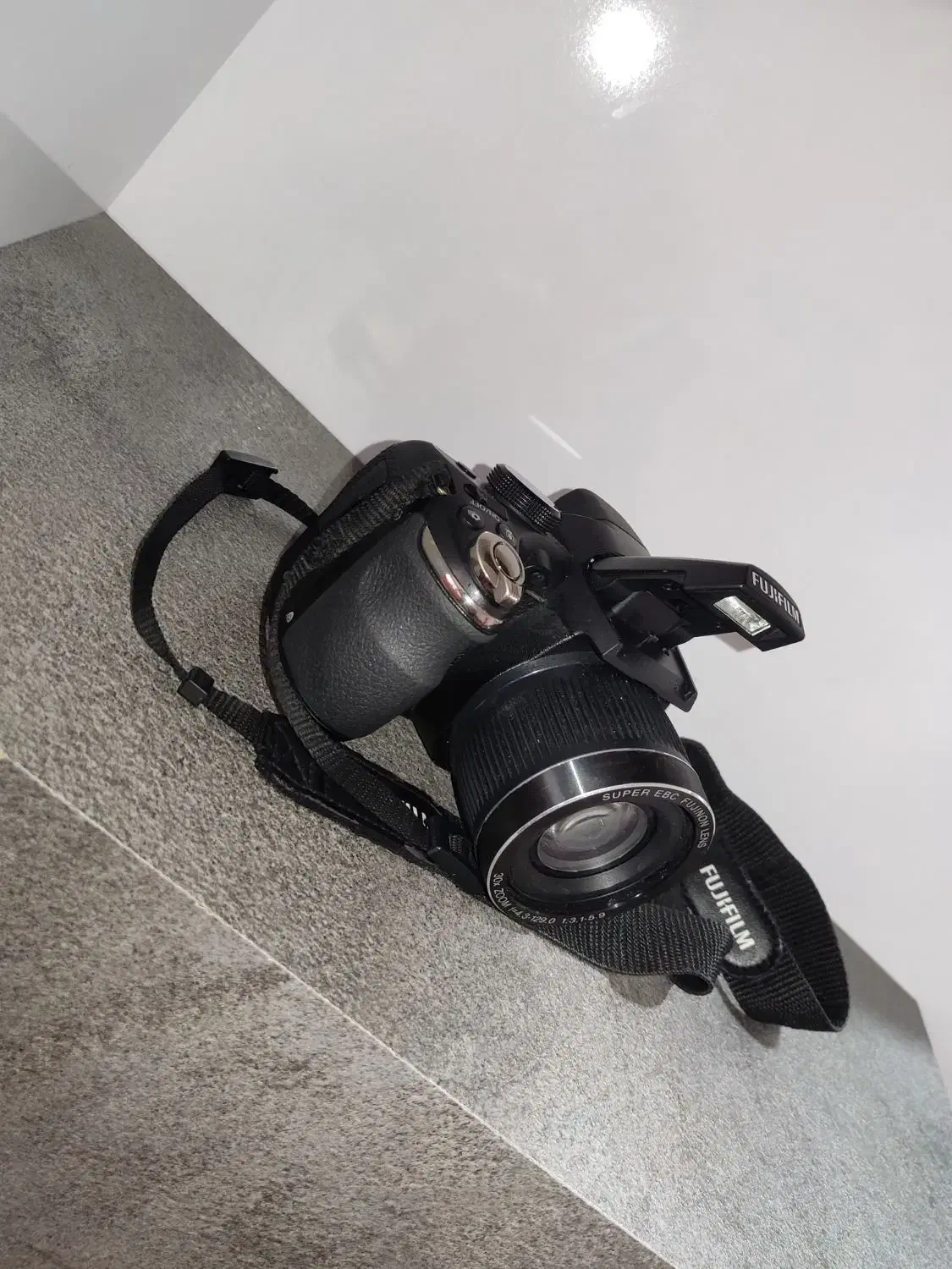 دوربین عکاسی فوجی|دوربین عکاسی و فیلم‌برداری|تبریز, |دیوار