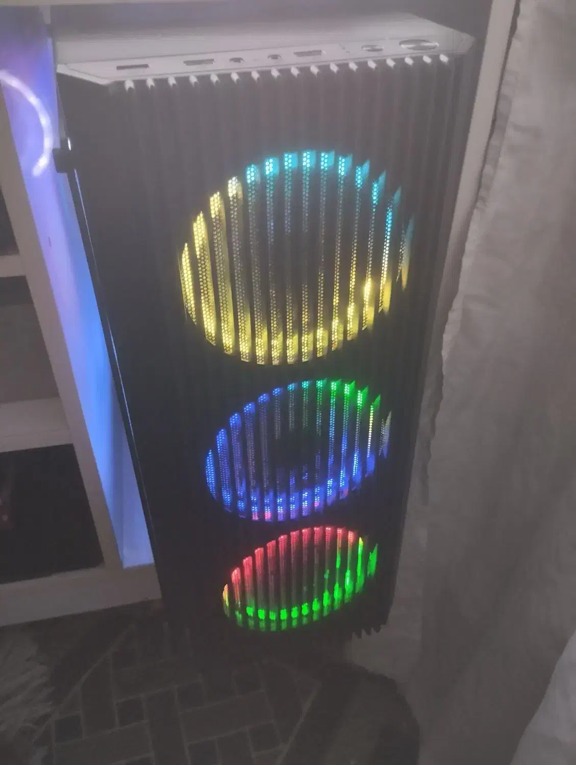 کیس گیمینگ رندرینگ کامل|رایانه رومیزی|اردبیل, |دیوار