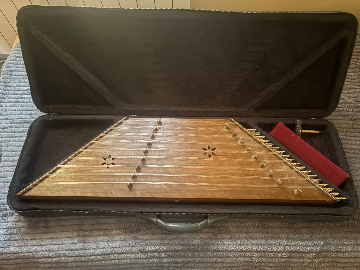 سنتور چوب گردو|سازهای سنتی|شهریار, شهریار|دیوار