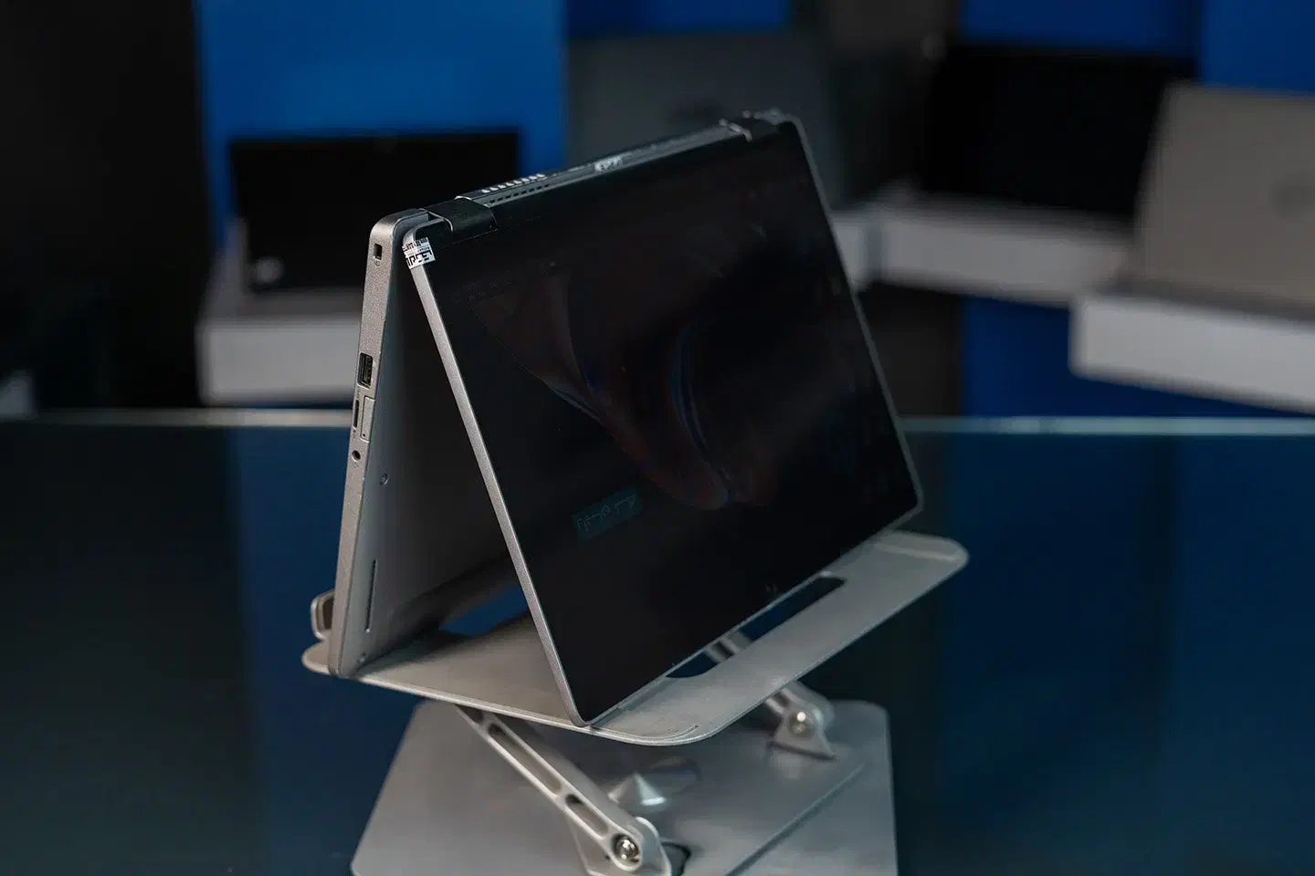 لپ تاپ تبلت لمسی DELL latitude 5310 نسل ۱۰ سبک|رایانه همراه|یزد, |دیوار