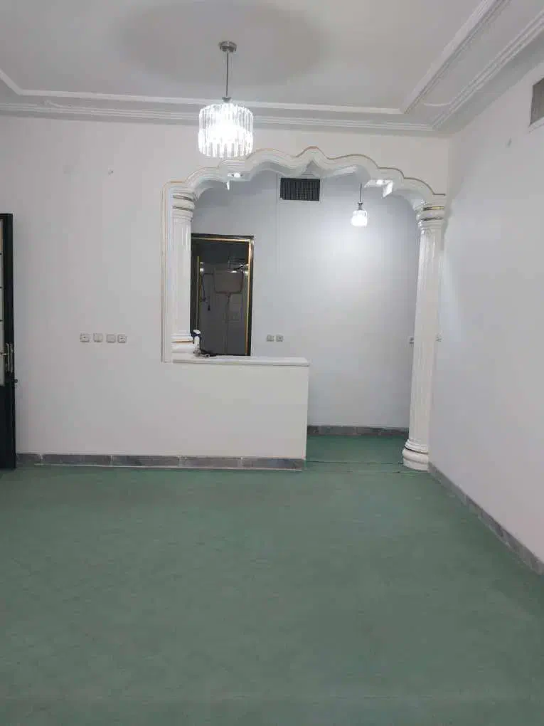 طبقه دوم منزل/دو خواب|اجارهٔ آپارتمان|شیراز, صدا و سیما|دیوار