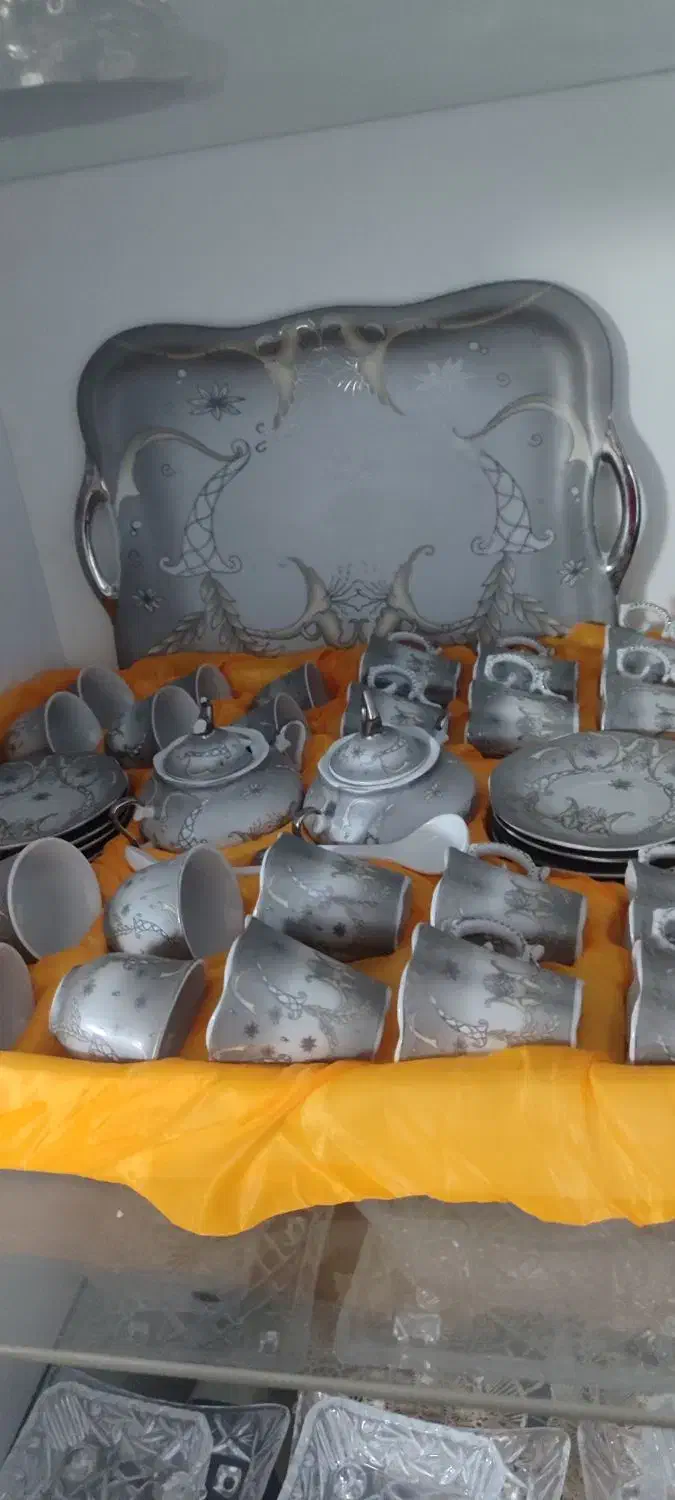 کریستال ایتالیایی ودودست فنجون قهوه خارجی|ظروف سرو و پذیرایی|مشهد, کارگران|دیوار