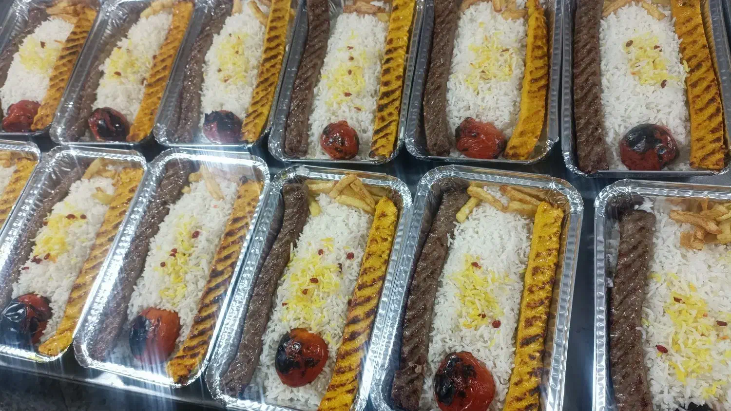 استخدام نیرو باسرویس رفت وبرگشت|استخدام خدمات فروشگاه و رستوران|کرمان, |دیوار