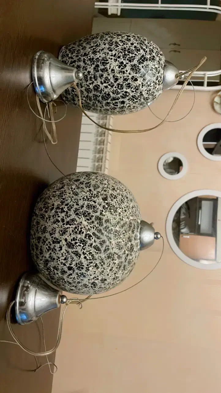 دوعدد آویز تک شاخه شیک|لوستر و چراغ آویز|لاهیجان, رجایی|دیوار