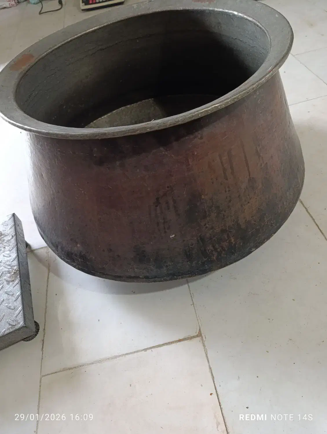 دیگ|ظروف پخت‌وپز|جهرم, |دیوار