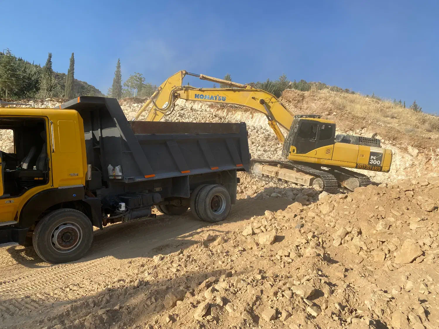 حمل ماسه ۰۶شسته|خدمات حمل و نقل|صدرا-فارس, فاز ۲|دیوار