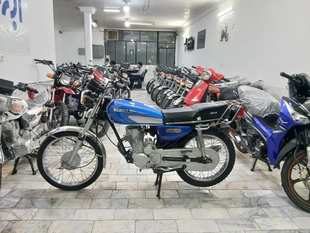 موتر سیکلت پیشرو موتر مدل 86|موتورسیکلت|میناب, |دیوار