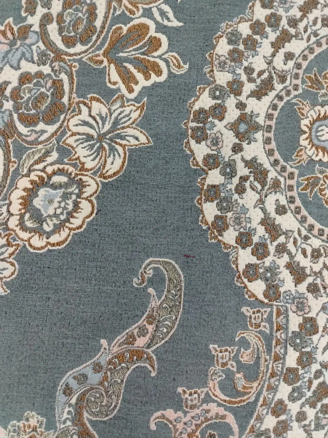 روفرشی 12 متری و 9 متری مخمل طوسی|روفرشی|قم, چهل درخت|دیوار