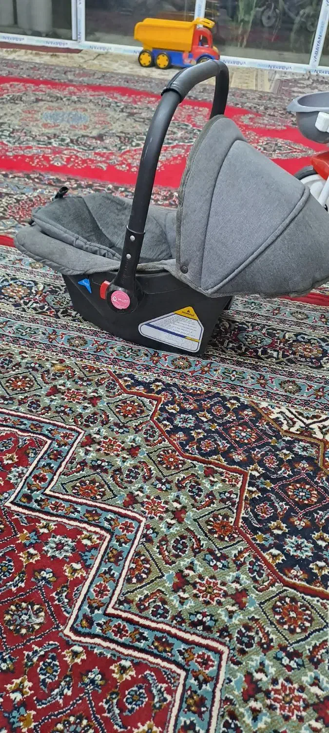 کالسکه دوقلو /کریر /گهواره/|اسباب و اثاث بچه|خرمآباد, |دیوار