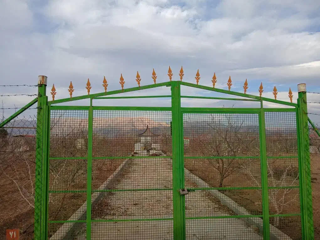 باغ ۱۰۰۰ متری پشت تالار آریا|فروش زمین و ملک کلنگی|آباده, |دیوار