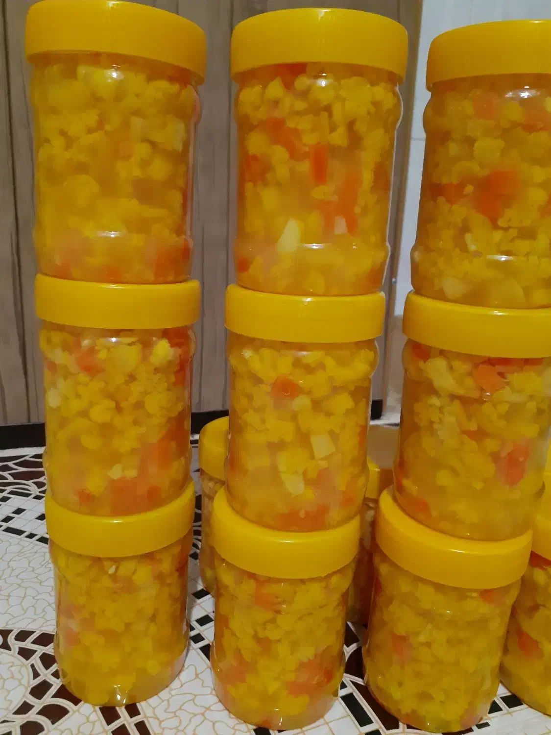 ترشیجات|خوردنی و آشامیدنی|مرودشت, کناره|دیوار