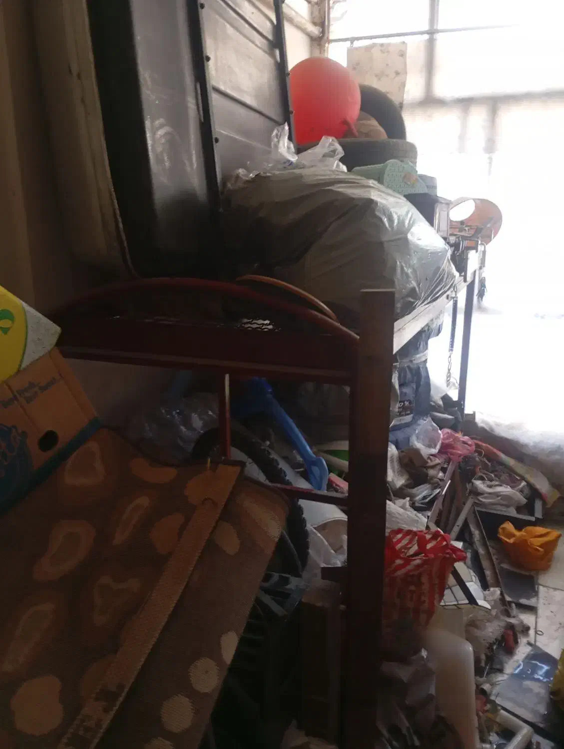 تخت دوطبقه فلزی|تخت و سرویس خواب|مشکین‌دشت, |دیوار