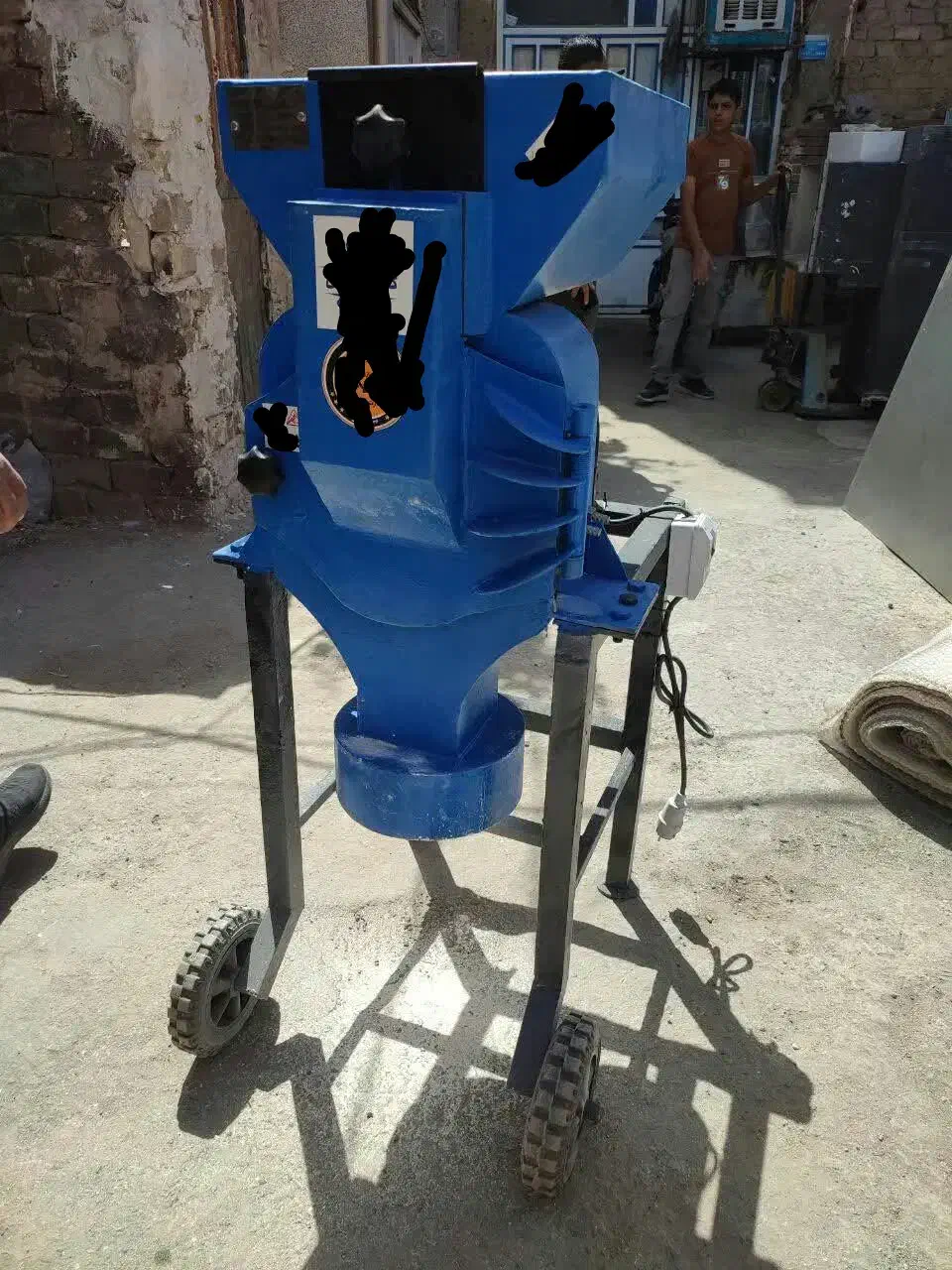 اسیاب زعفران و ریشه زعفران|ماشینآلات صنعتی|قم, چهار مردان|دیوار