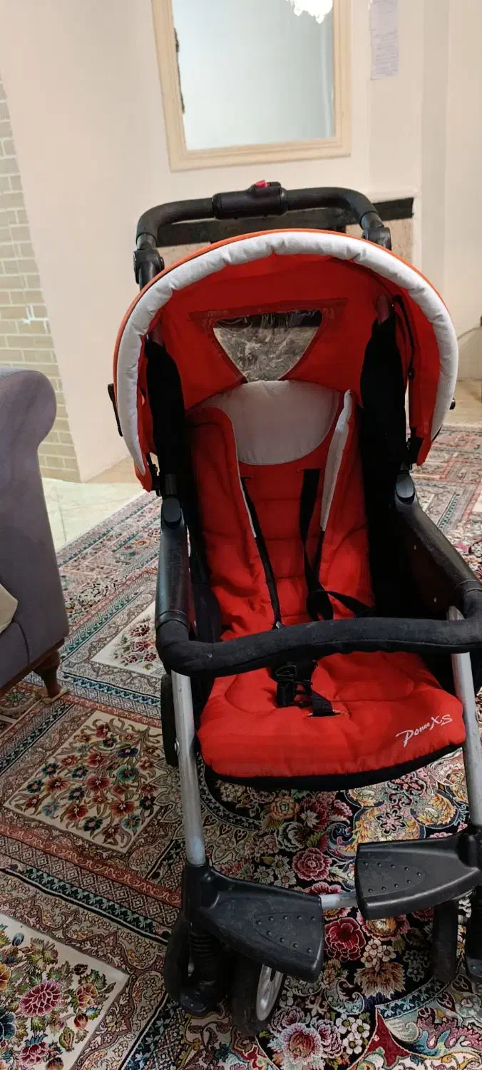 کالسکه چیکو بسیار تمیز تاشو|کالسکه و لوازم جانبی|رودهن, |دیوار