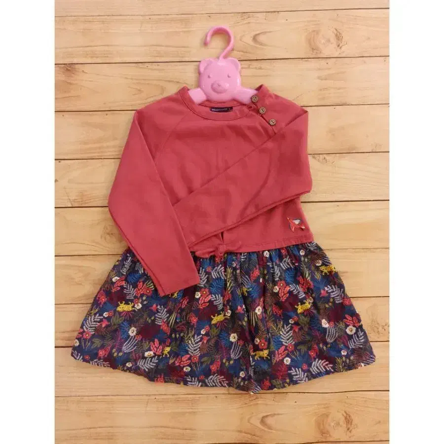 لباس بچگانه|کفش و لباس بچه|گلپایگان, |دیوار