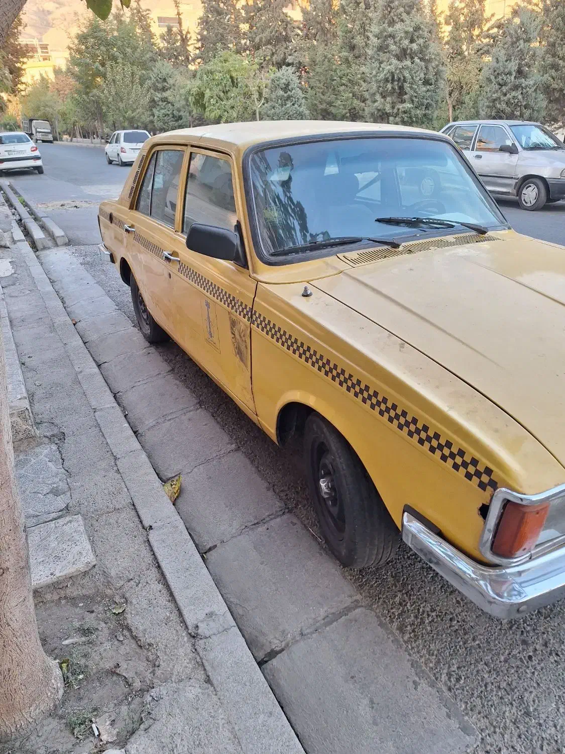 پیکان تاکسی مدل ۸۳|خودرو سواری و وانت|کرج, عظیمیه|دیوار