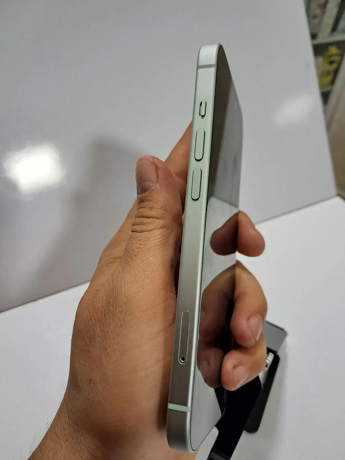 آیفون ۱۵ نرمال|موبایل|گیلان غرب, |دیوار