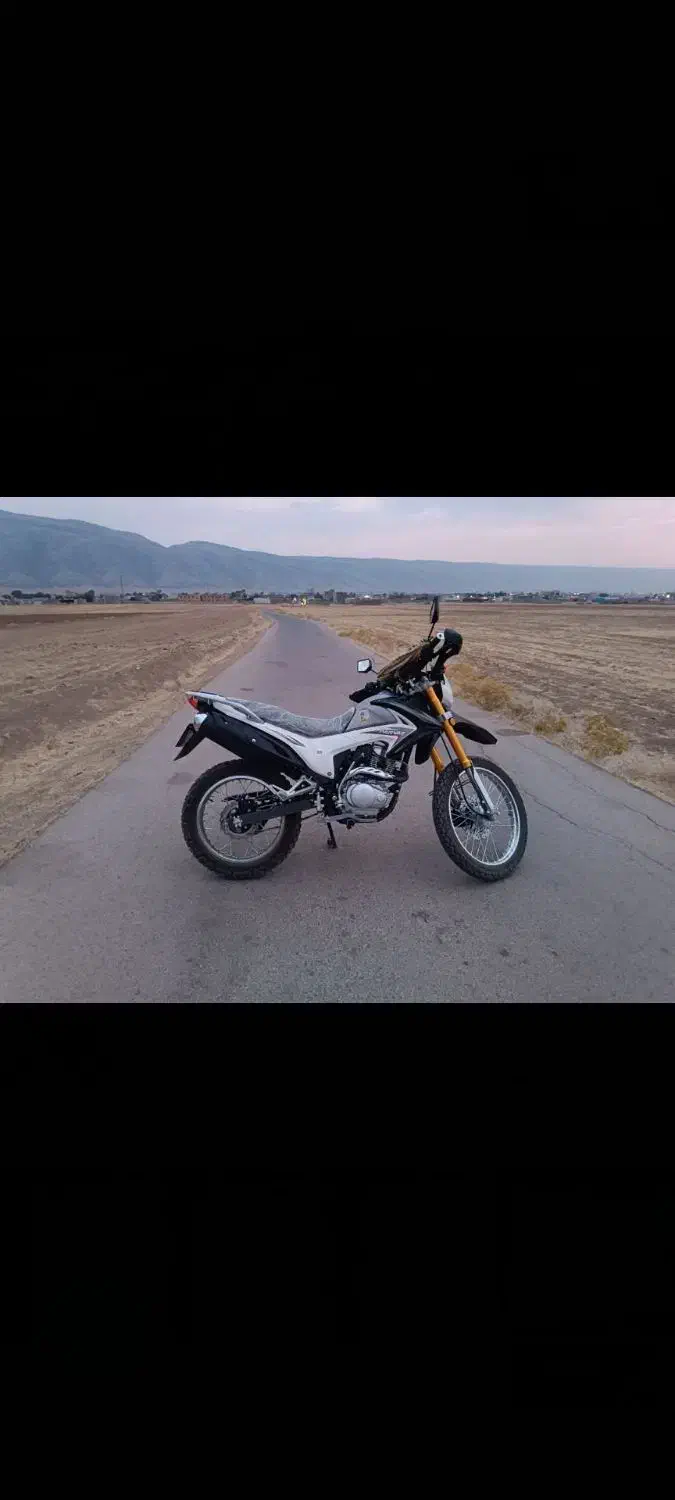 موتور تریل  مدل 1403 موتور در حد صفر  به شرط سالمی|موتورسیکلت|رومشکان, |دیوار