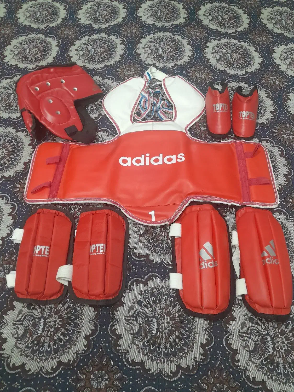 چرخ گوشت/آباژور/وسایل تکواندو|تجهیزات ورزشی|گرمسار, |دیوار