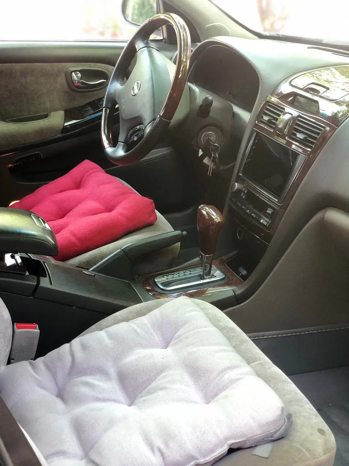 ماکسیما بسیار تمیز مدل ۸۲ رخ در حد مدل ۹۱|خودرو سواری و وانت|شاهین‌شهر, شهرک ردانی پور|دیوار