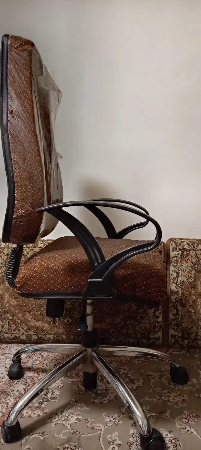 صندلی|مبلمان اداری|سنندج, |دیوار