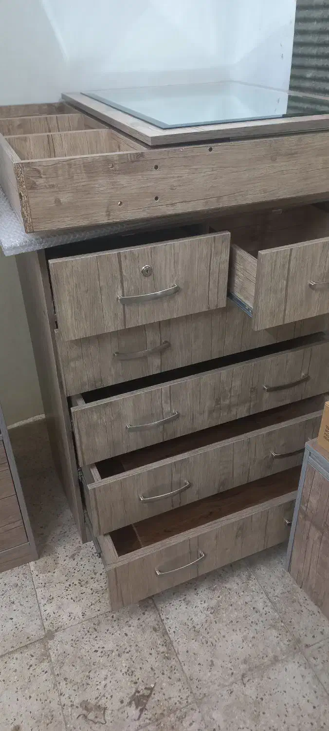 دراور با ایینه کشویی نو|جاکفشی، کمد، دراور|لاهیجان, پردسر|دیوار