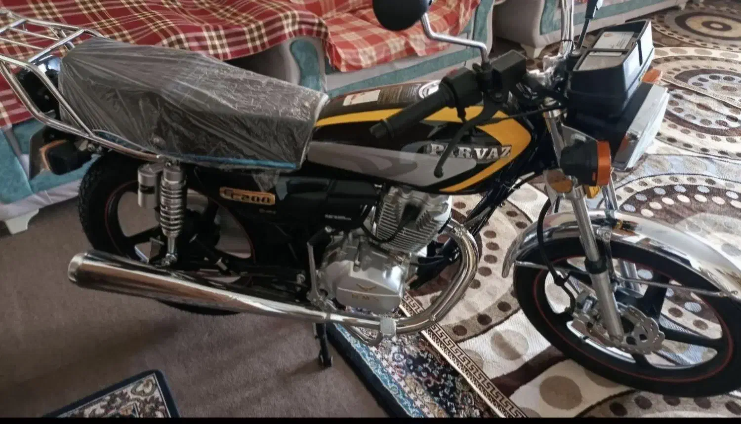 موتورسیکلت ۲۰۰ هندا مدل ۱۴۰۳ پرواز|موتورسیکلت|ماهدشت, |دیوار