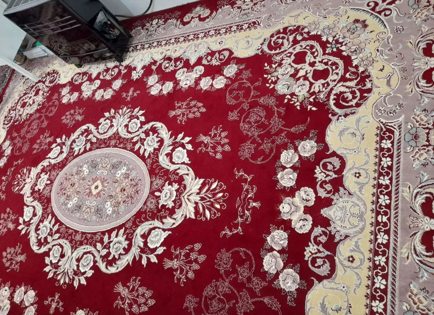 یک عدد فرش ۱۲ متری ویک عدد فرش ۶ متری|فرش|هرسین, |دیوار