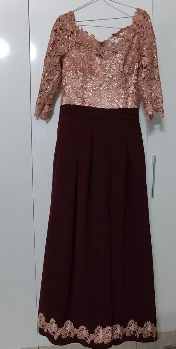 لباس مجلسی|لباس|شاندیز, |دیوار