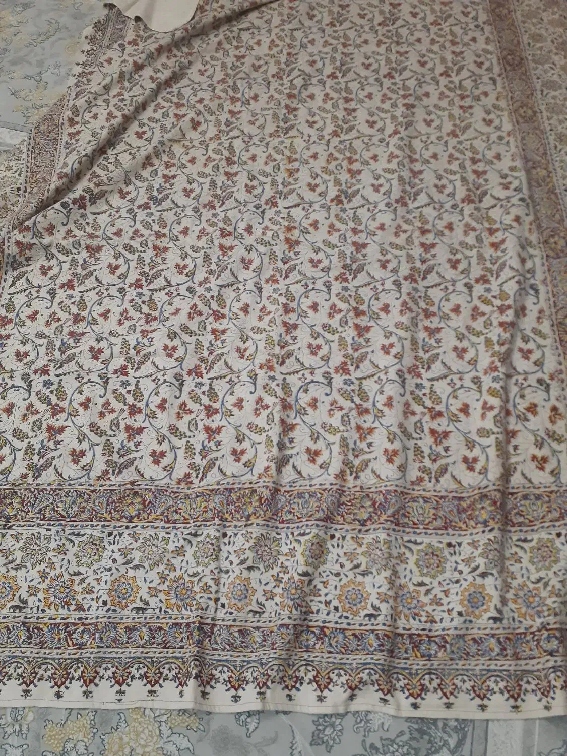 رومیزی ۹نفره قلمکاری اصفهان صادراتی|پرده، رانر، رومیزی|قم, زنبیل آباد|دیوار