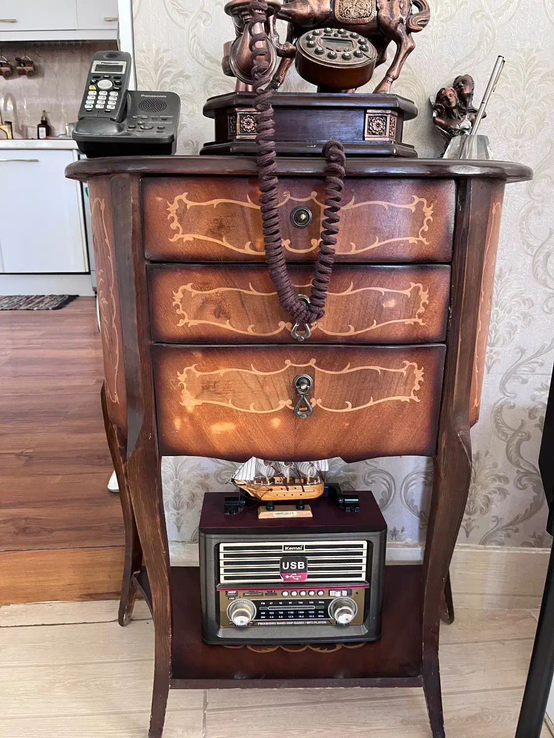 میز تلفن چوب درجه یک|میز تلفن|سبزوار, فرهنگیان|دیوار