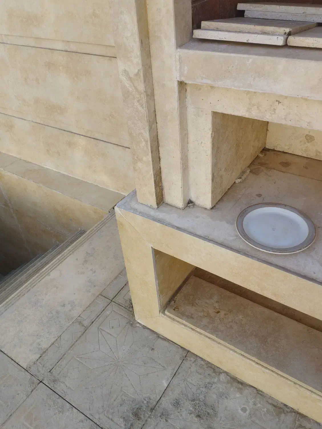 سنگ کاری،کاشی کاری سفت کاری موزایک استر سیمان|خدمات پیشه و مهارت|گناباد, |دیوار