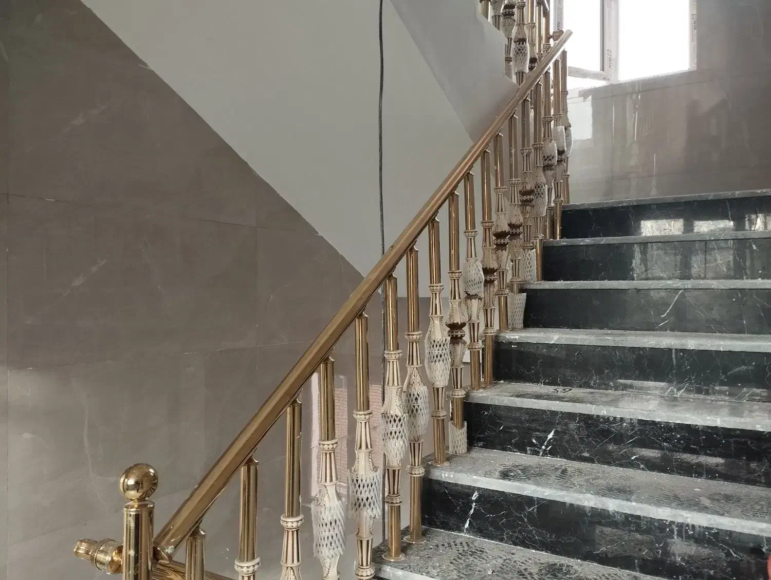 نصاب قرنیز.تی وی روم|خدمات پیشه و مهارت|خرمآباد, |دیوار