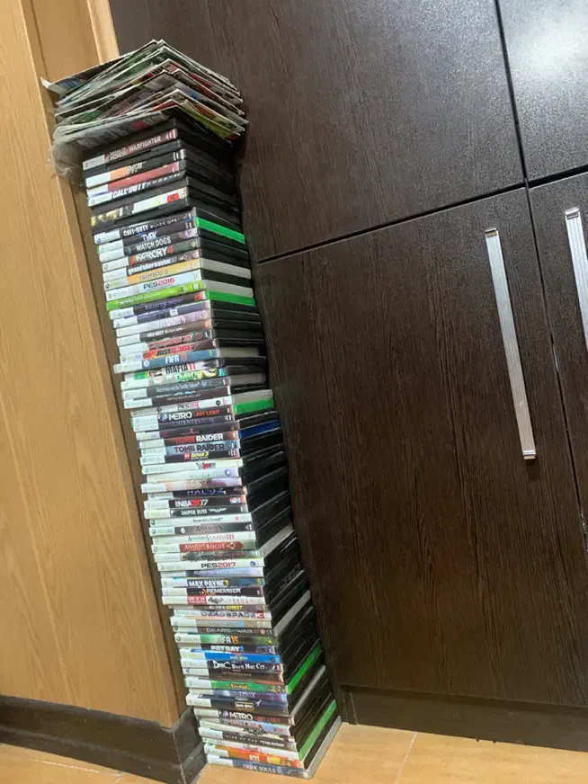 Cd 70 بازی Xbox 360 بصورت یکجا|کنسول، بازی ویدئویی و آنلاین|اصفهان, شهریار|دیوار