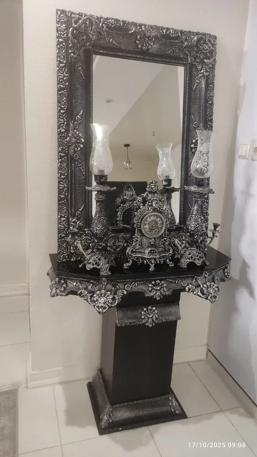 آینه شمعدان|آینه|شاهینشهر, فدک|دیوار